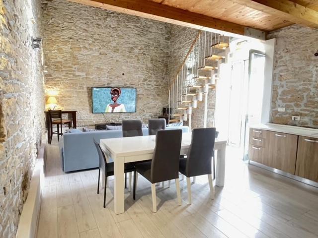 Medulin Labirint King Apartment ภายนอก รูปภาพ