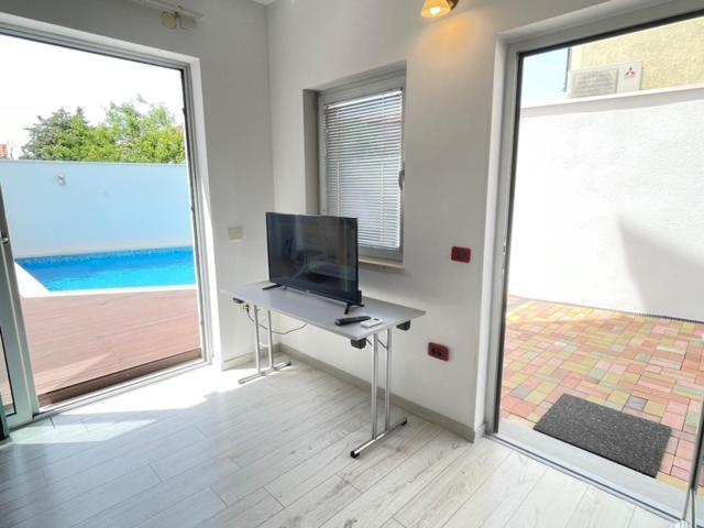Medulin Labirint King Apartment ภายนอก รูปภาพ
